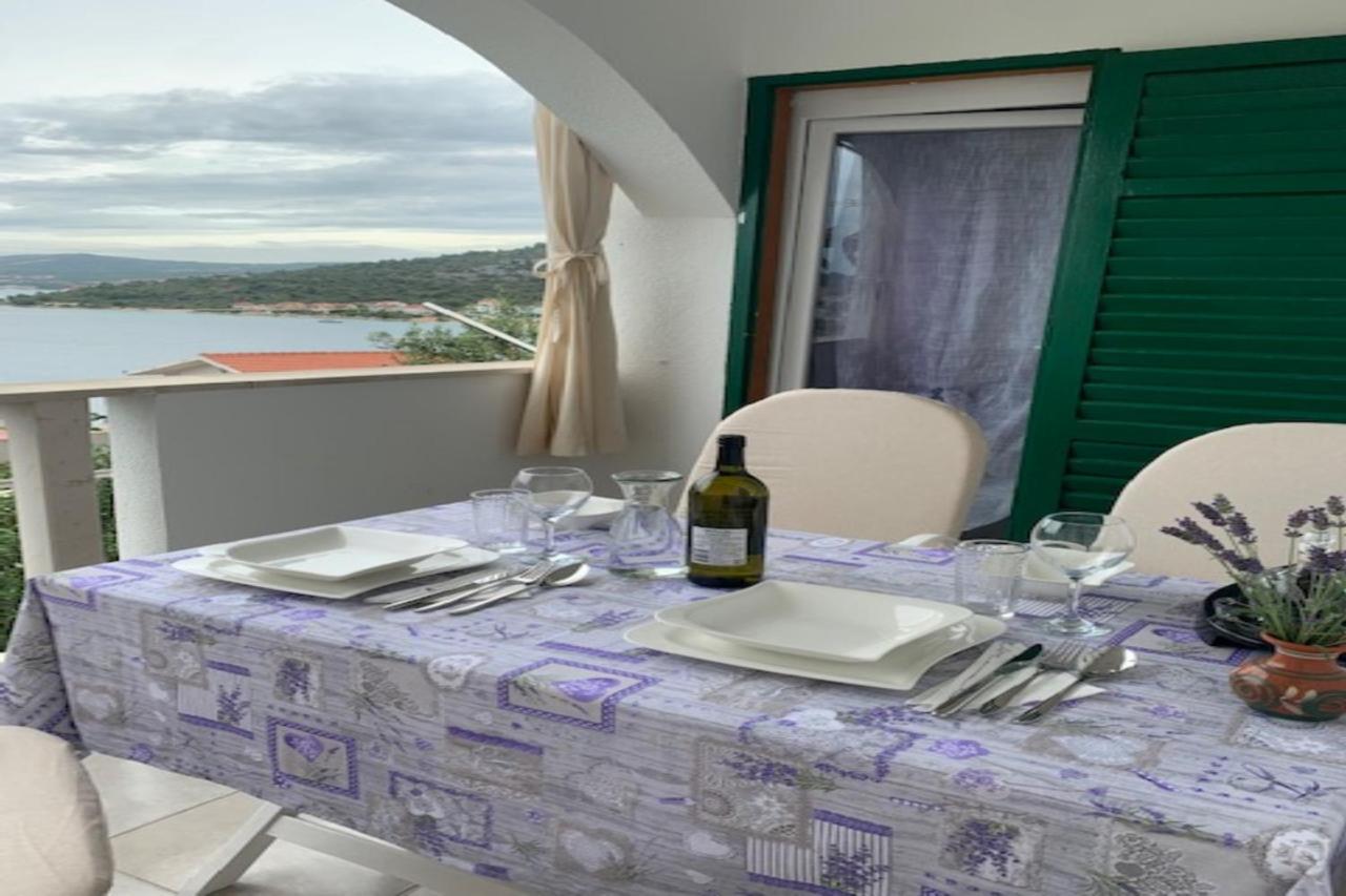 Holiday Apartments Lucic - Feels Like Home, Away From Home Ražanj Екстериор снимка
