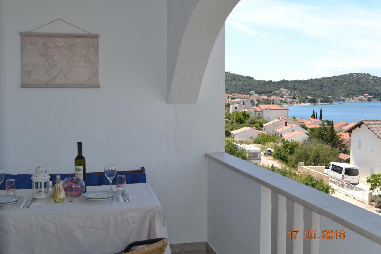 Holiday Apartments Lucic - Feels Like Home, Away From Home Ražanj Екстериор снимка