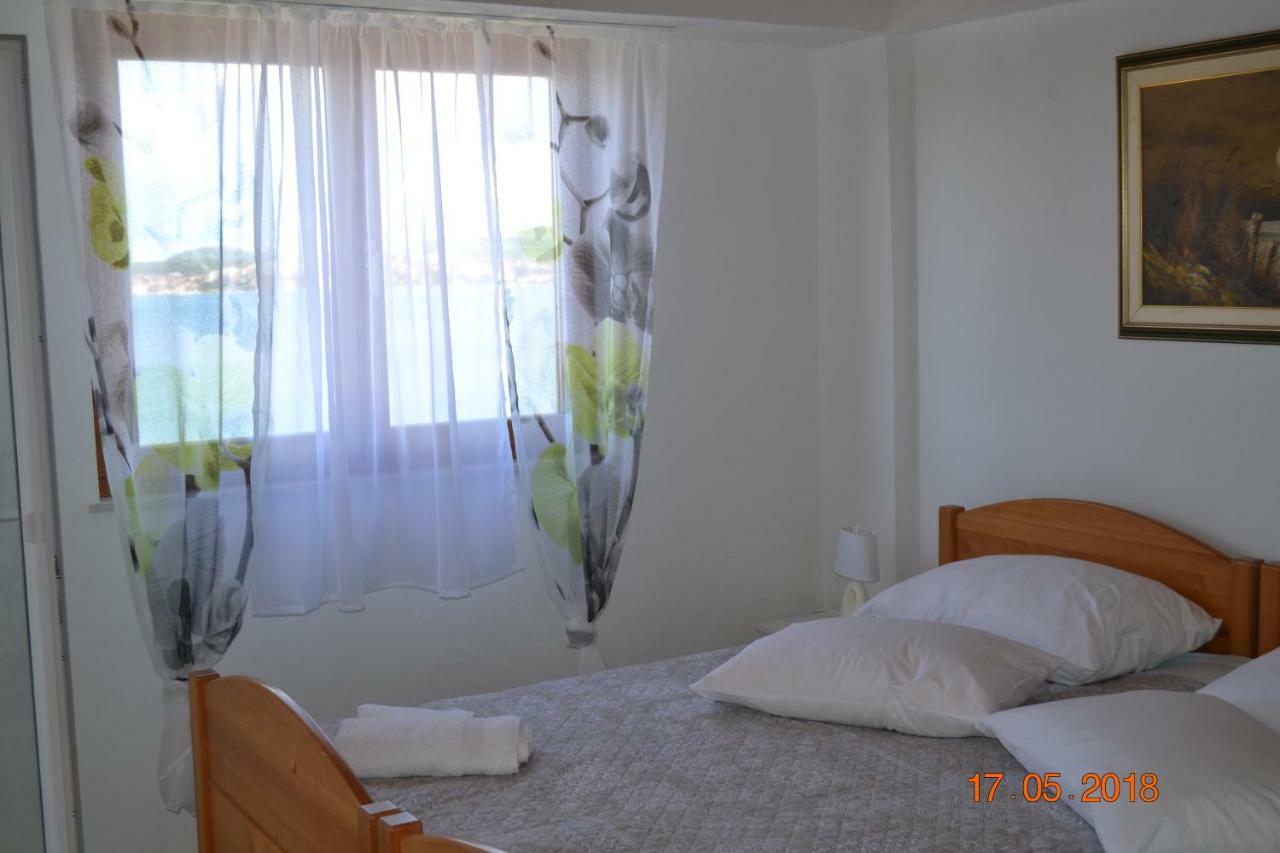 Holiday Apartments Lucic - Feels Like Home, Away From Home Ražanj Екстериор снимка