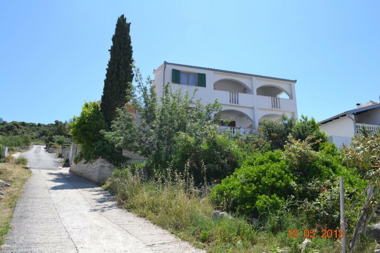 Holiday Apartments Lucic - Feels Like Home, Away From Home Ražanj Екстериор снимка