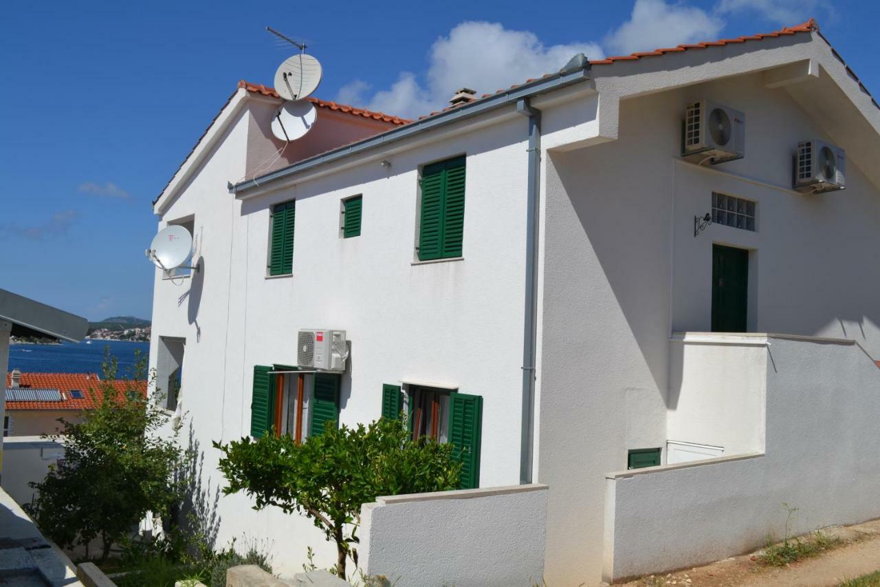 Holiday Apartments Lucic - Feels Like Home, Away From Home Ražanj Екстериор снимка